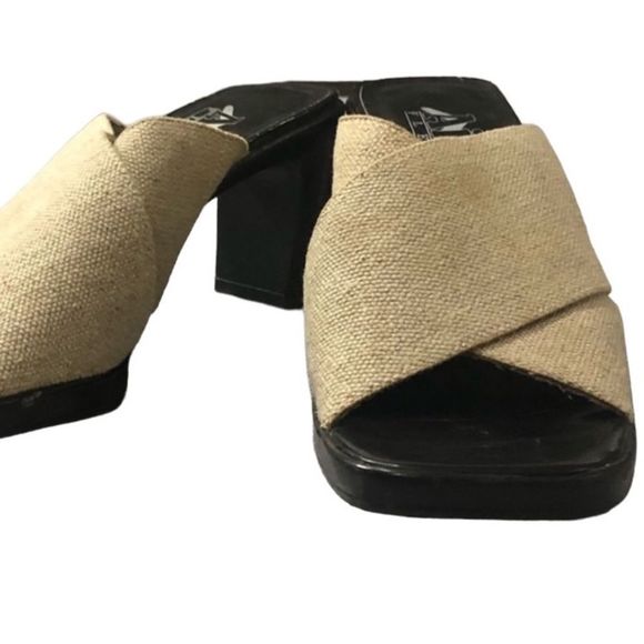 Air Flex Tan Stretchy Cross Canvas Mule Shoes Size: 6.5 - Picture 5 of 10